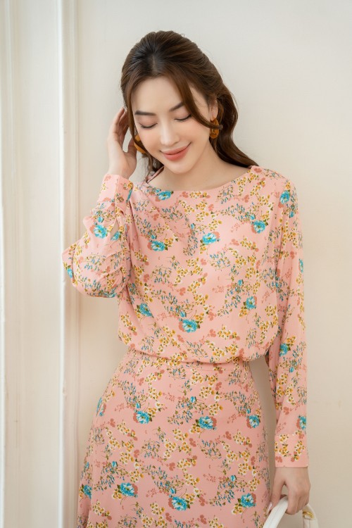 Sixdo Light Pink Folral Boatneck Chiffon Shirt (Áo nữ)